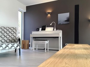 Wohnraum mit Klavier