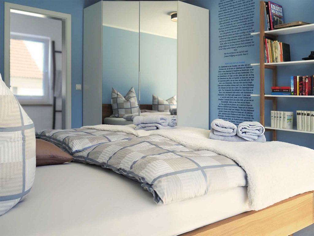 Schlafzimmer LYRIK